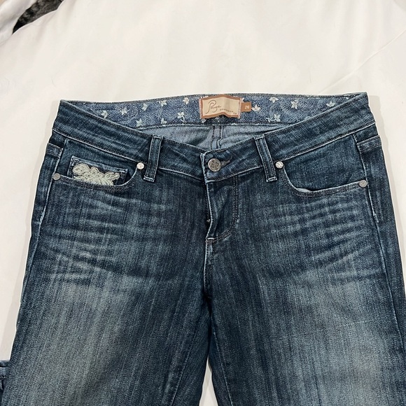 Paige Jeans with flower design - Picture 2 of 5